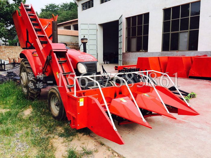 三行玉米收割機(jī)